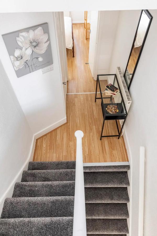 Large, Bright And Spacious 3 Bed Flat In Λονδίνο Εξωτερικό φωτογραφία